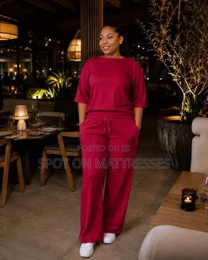 Loropiama 2pc Set. Available in Pink/Cream/Maroon. Sizes M-Xl.