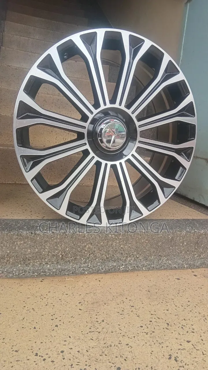 Rim Size 20" Mercedes-Benz