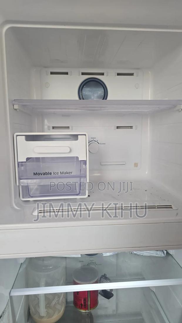 Samsung Fridge - thumbnail 4
