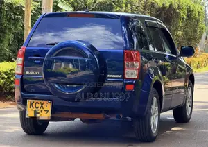 Suzuki Escudo 2013 Blue