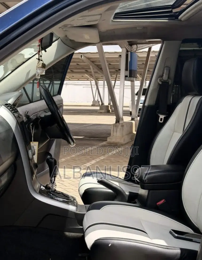 Suzuki Escudo 2013 Blue