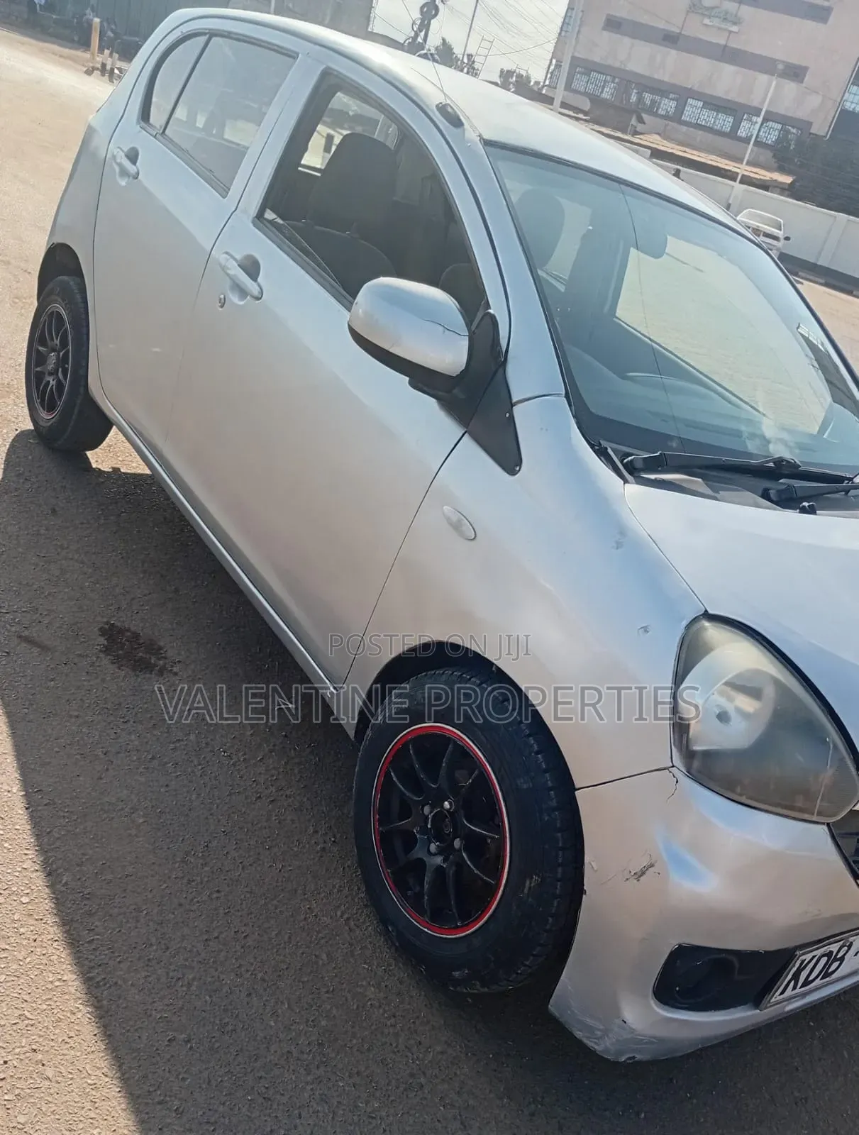 Toyota Pixis 2014 Silver