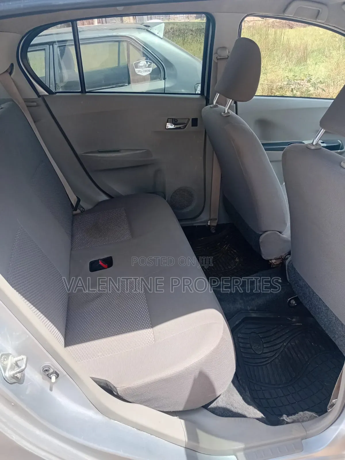 Toyota Pixis 2014 Silver
