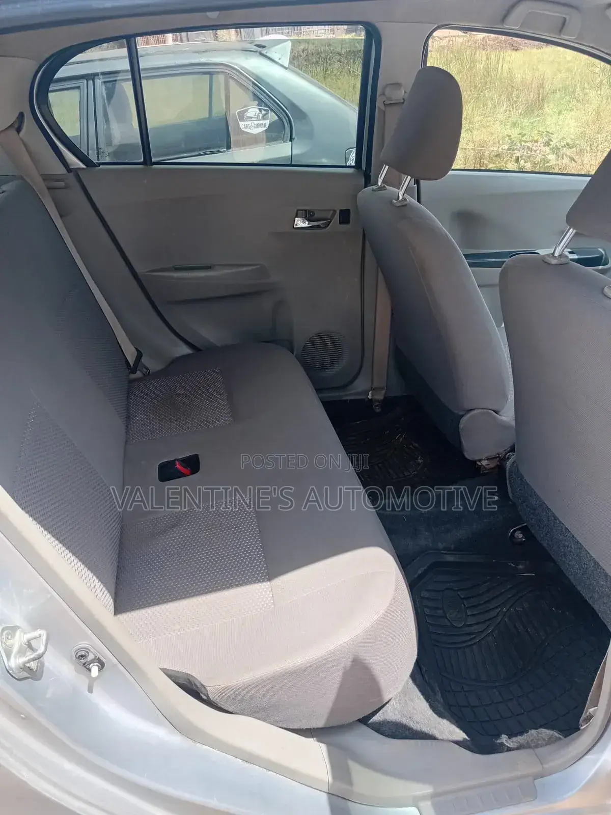 Toyota Pixis 2014 Silver