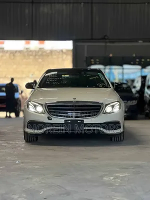 Mercedes-Benz E450 2019 Off white