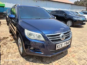 Volkswagen Tiguan 2012 Blue