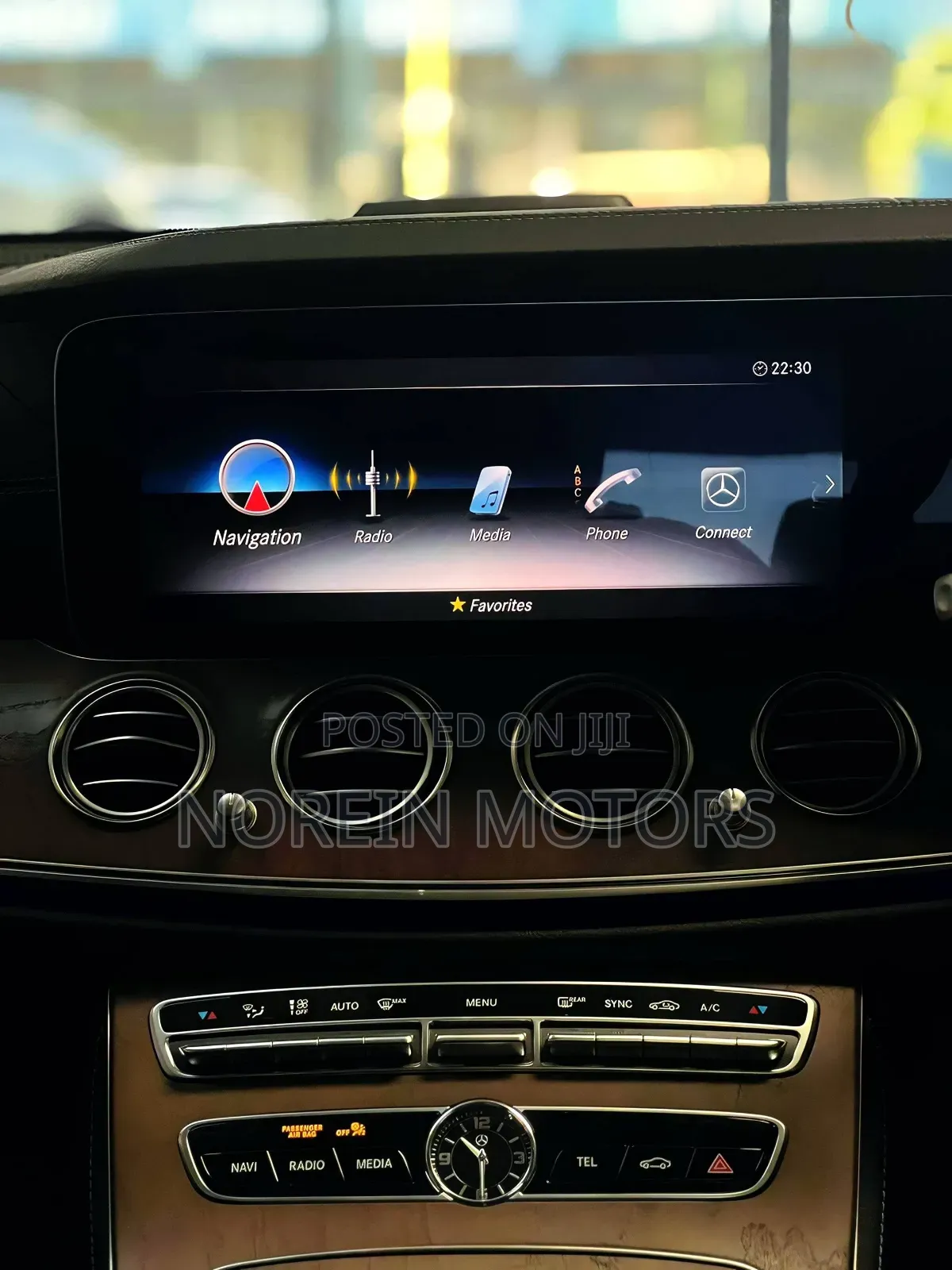 Mercedes-Benz E450 2019 Off white