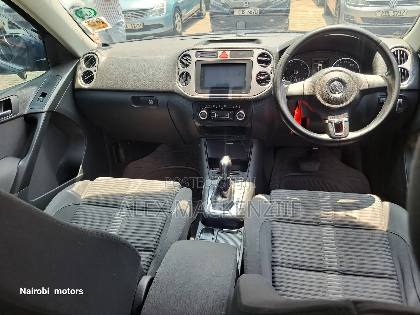 Volkswagen Tiguan 2012 Blue