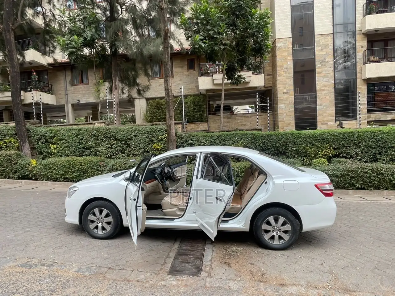 Toyota Premio 2016 Pearl