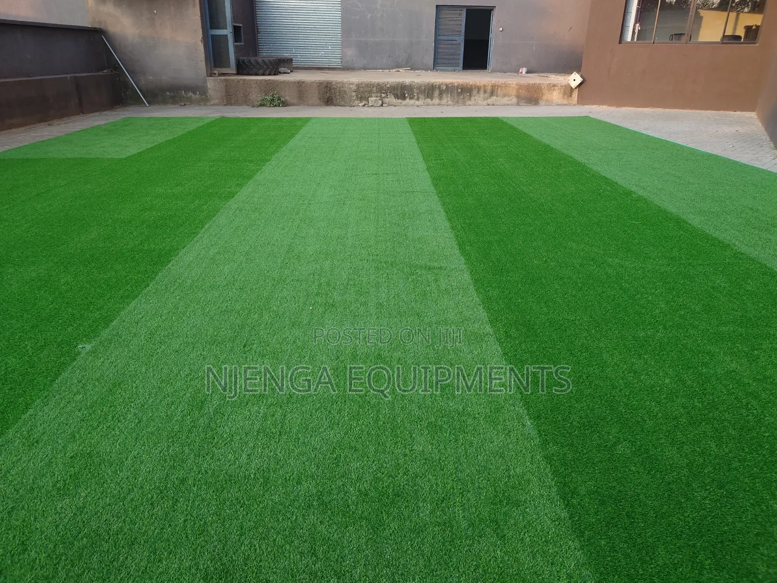 25mm Artificial Tuff Grass