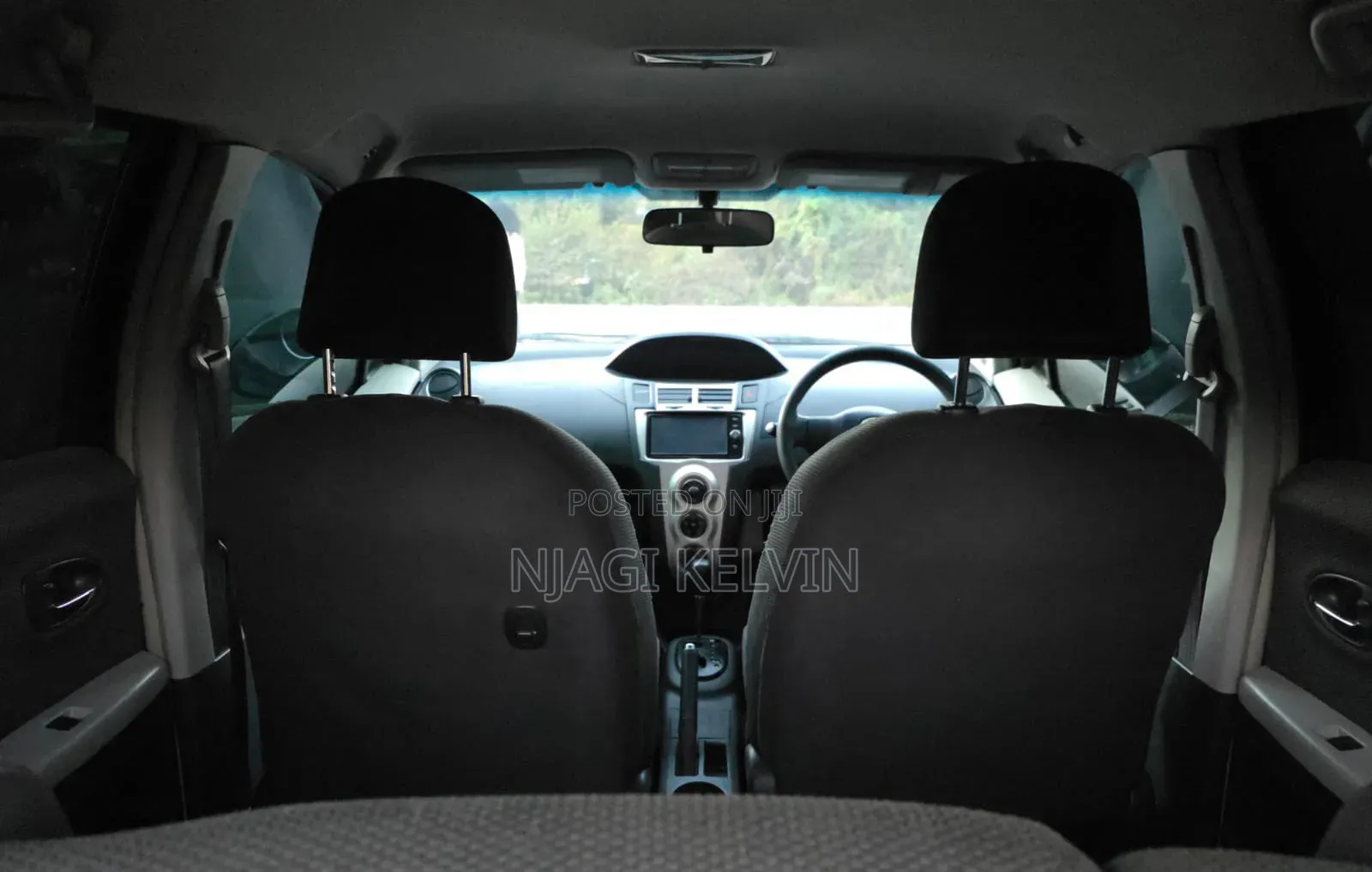 Toyota Vitz 2010 Black