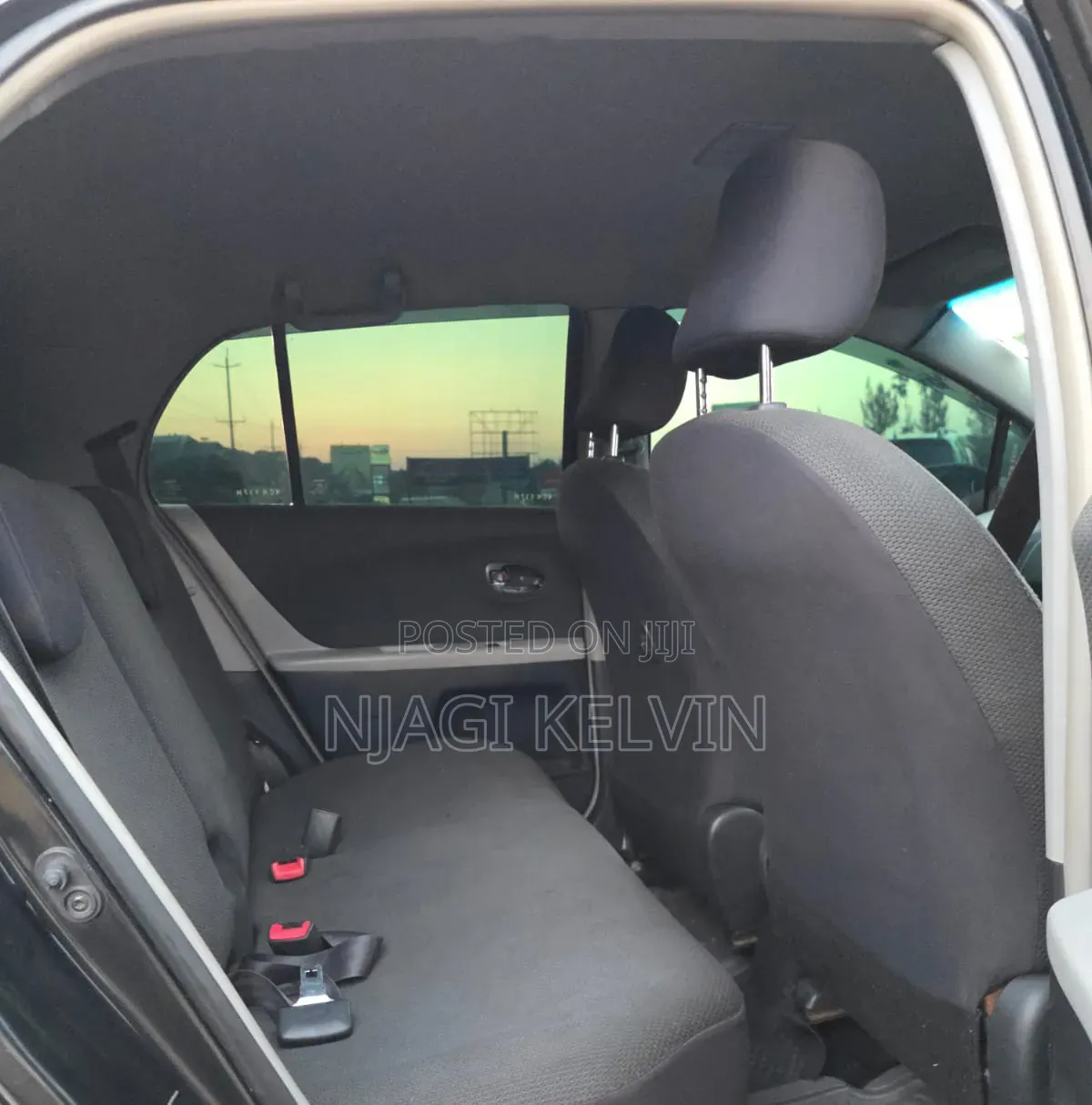 Toyota Vitz 2010 Black