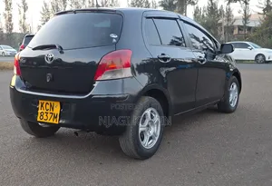 Toyota Vitz 2010 Black