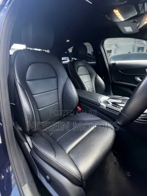 Mercedes-Benz C200 2020 Blue