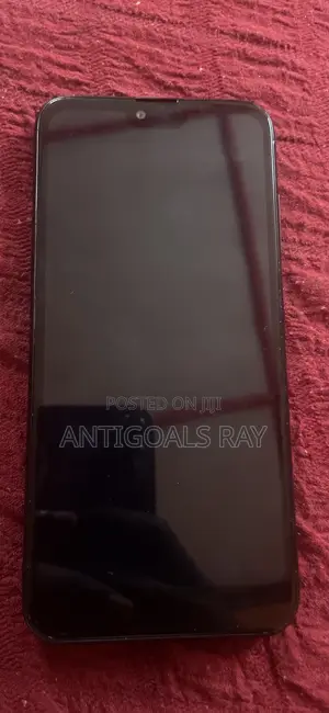 Kyocera KYV45 64 GB Black