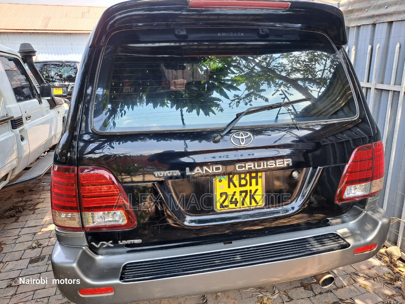 Toyota Land Cruiser 1998 Black