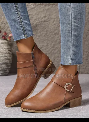 Ladies' Classic Boots Sizes 37-43. Brown/Black/Jungle Green.