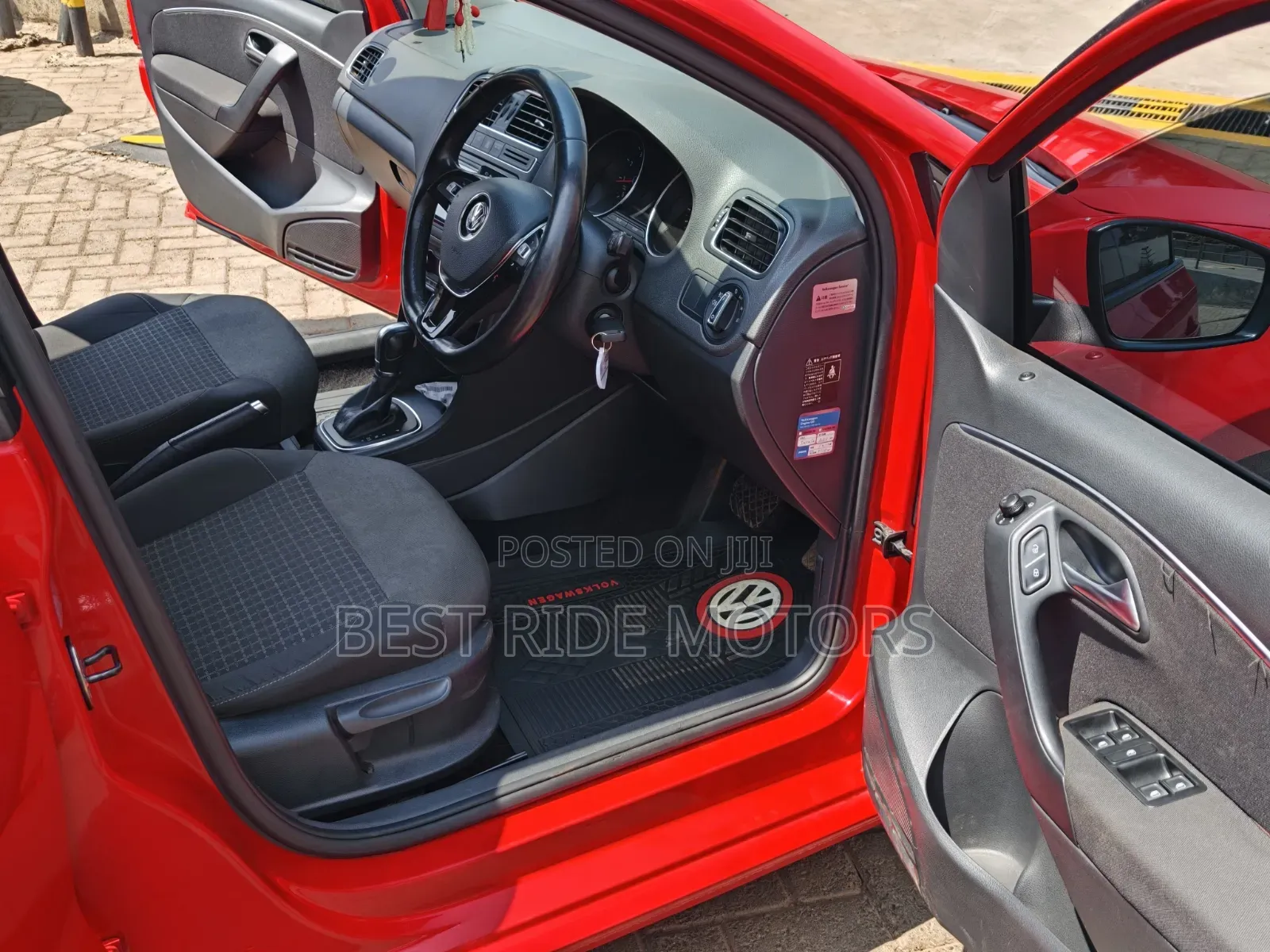 Volkswagen Polo 2017 Red