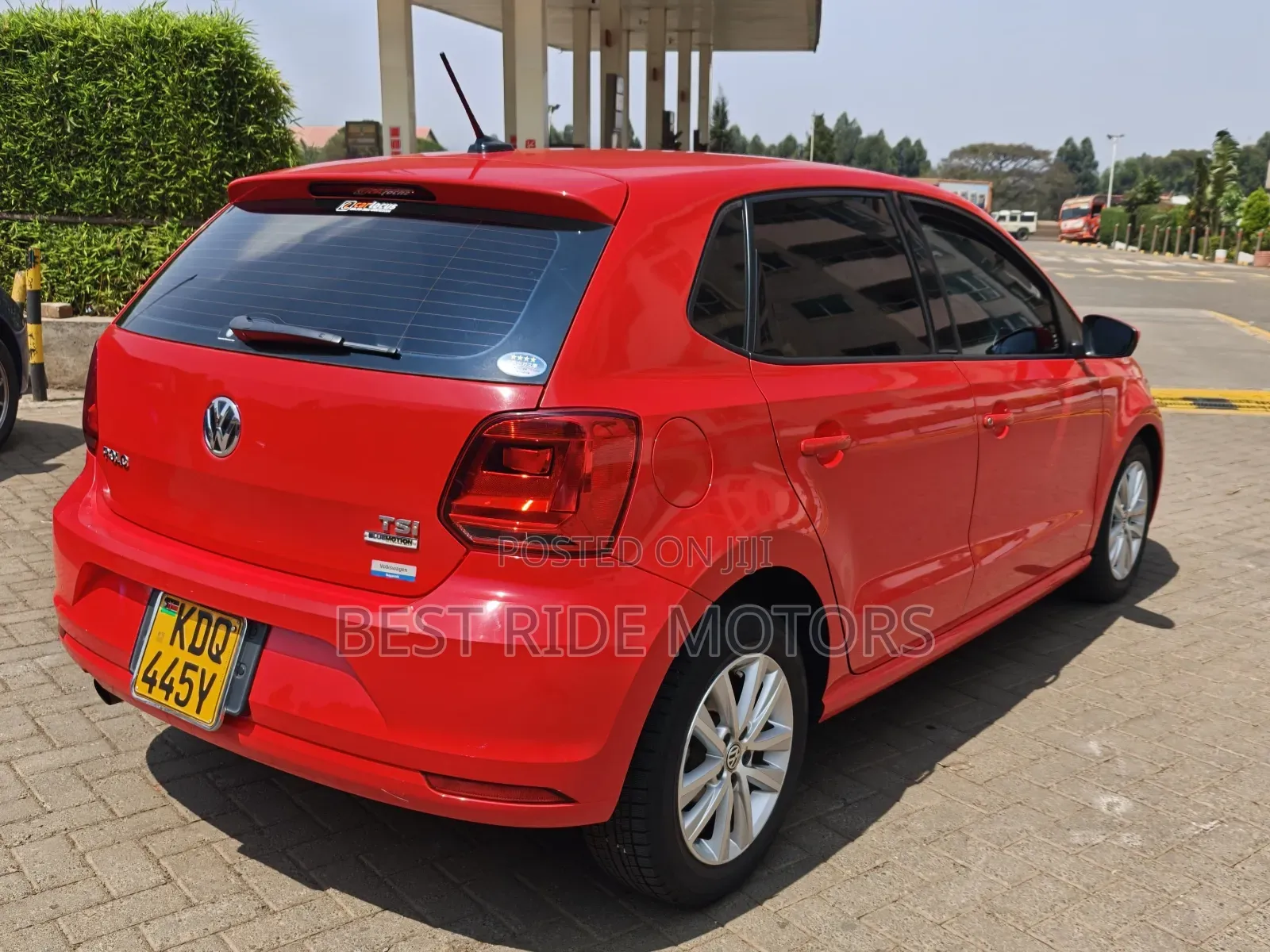 Volkswagen Polo 2017 Red