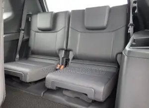 Toyota Land Cruiser LC250 2024 Off white