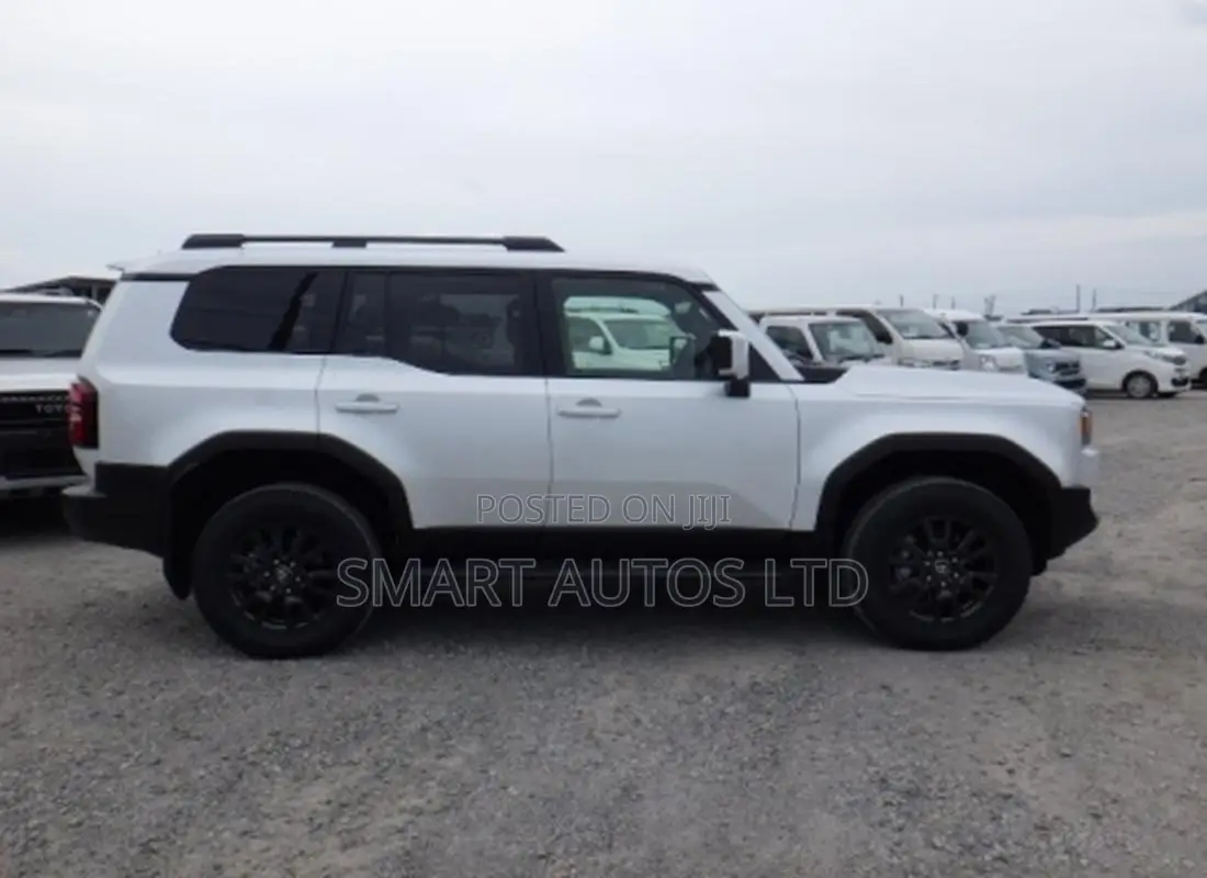 Toyota Land Cruiser LC250 2024 Off white