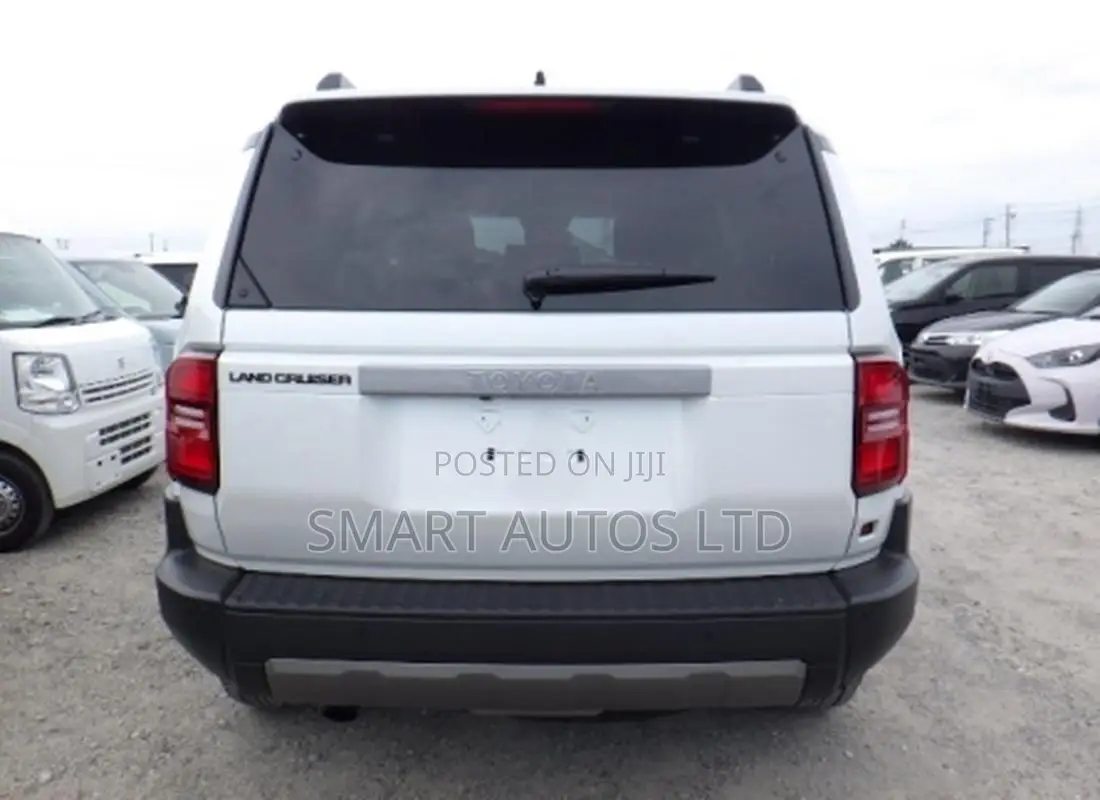 Toyota Land Cruiser LC250 2024 Off white
