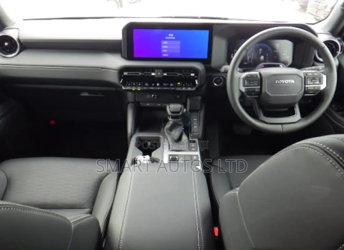 Toyota Land Cruiser LC250 2024 Off white