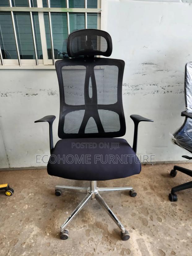 Office Chair – High Back Mesh Ergonomic Swivel Chair