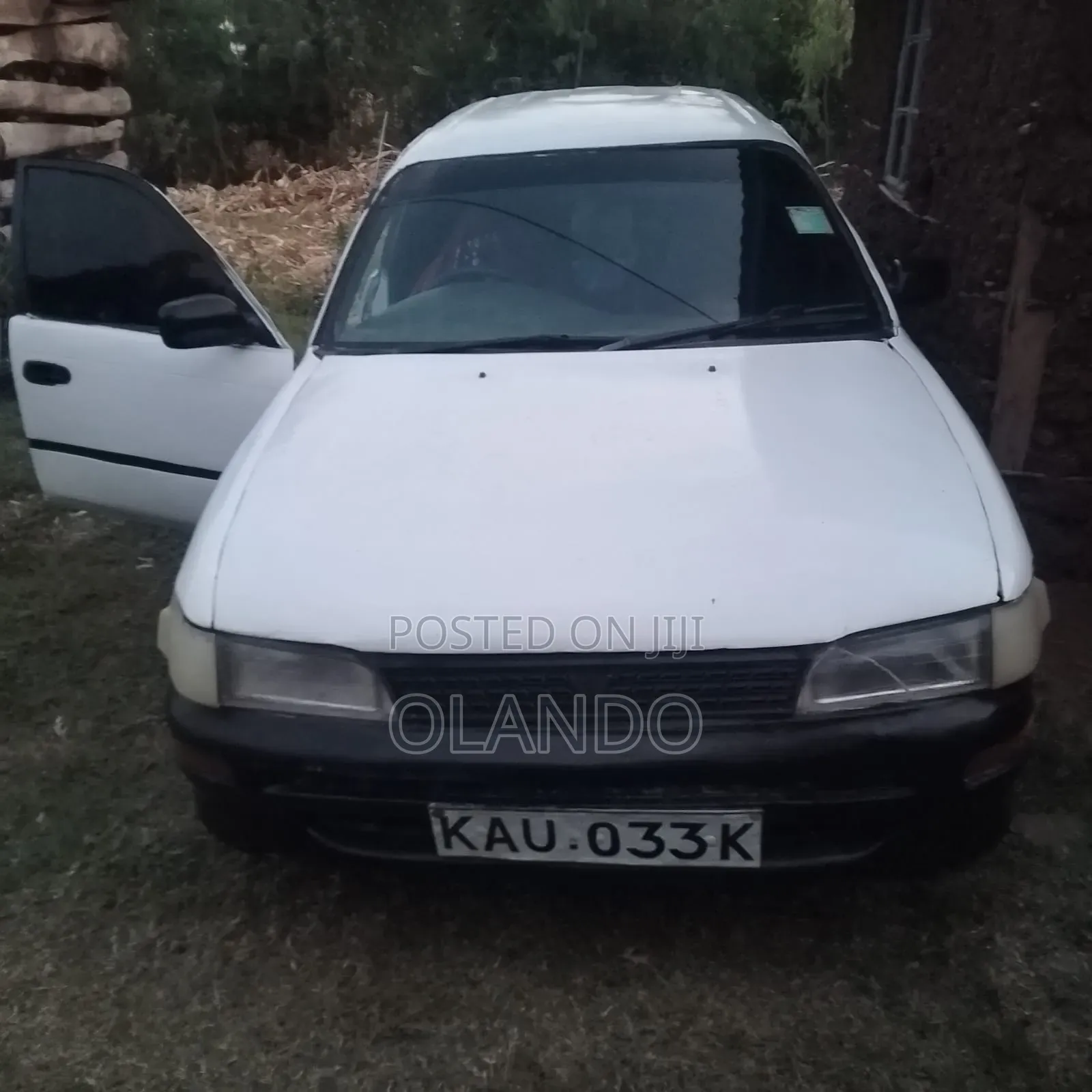 Toyota Corolla II 1998 White