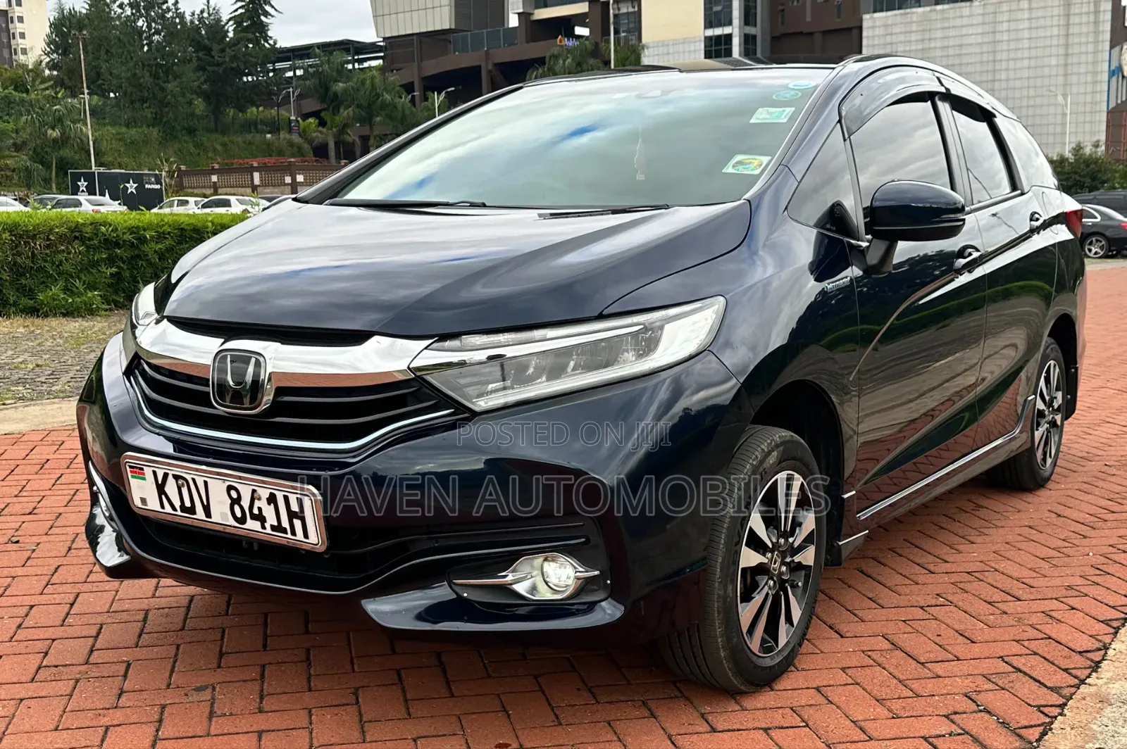 Honda Fit Shuttle 2018 Black