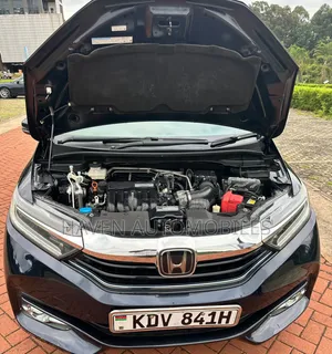 Honda Fit Shuttle 2018 Black