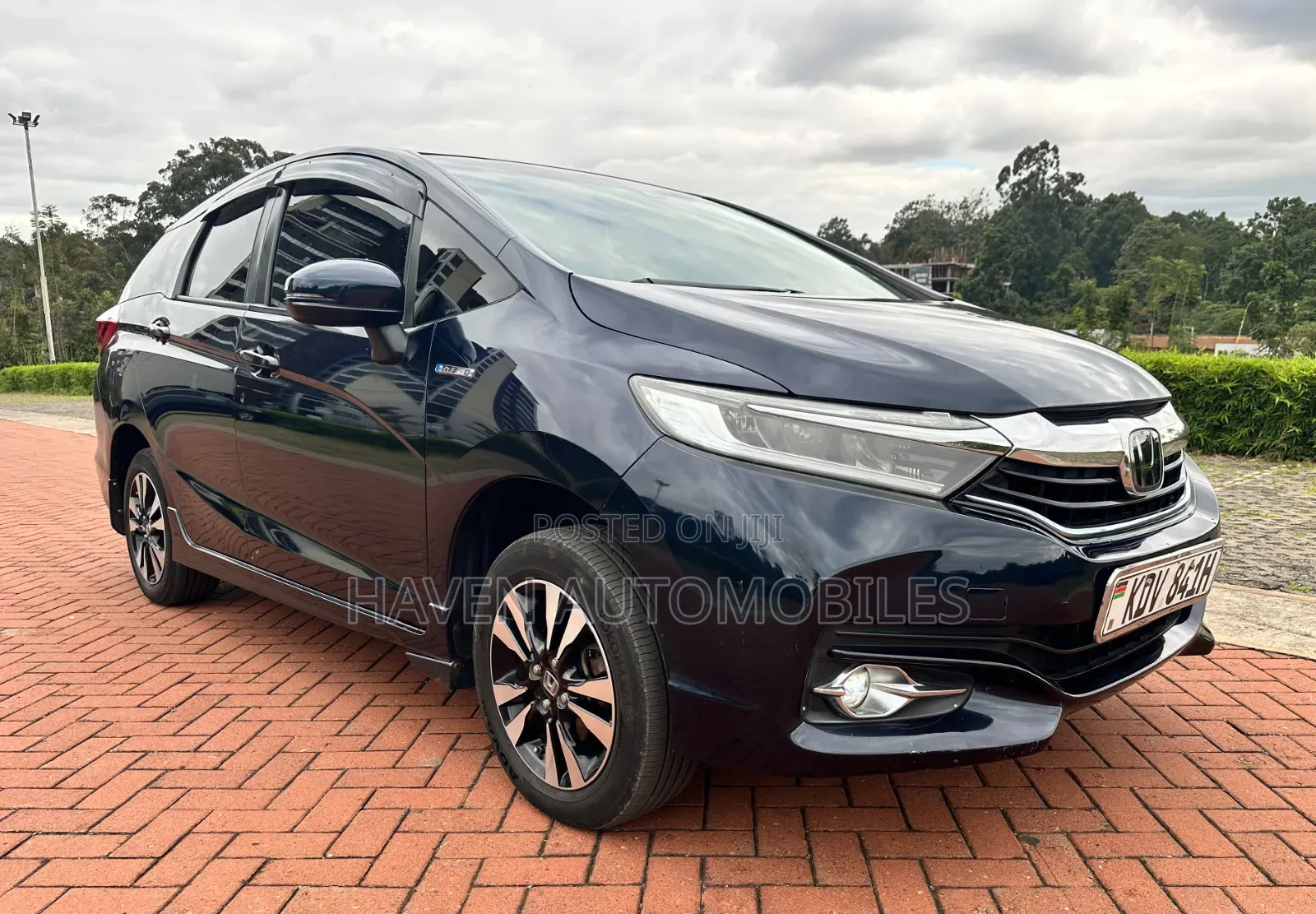Honda Fit Shuttle 2018 Black