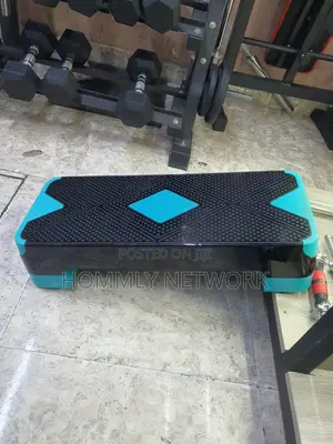 Adjustable Workout Aerobic Stepper With 2 Risers
