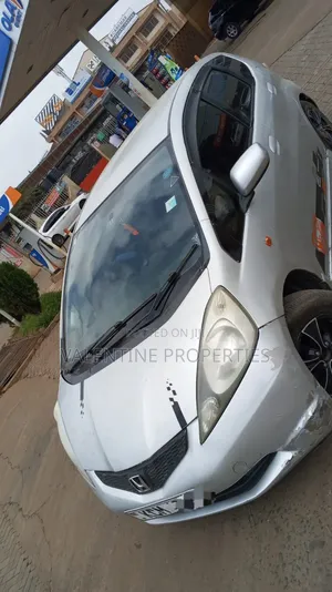 Honda Fit 2011 Silver