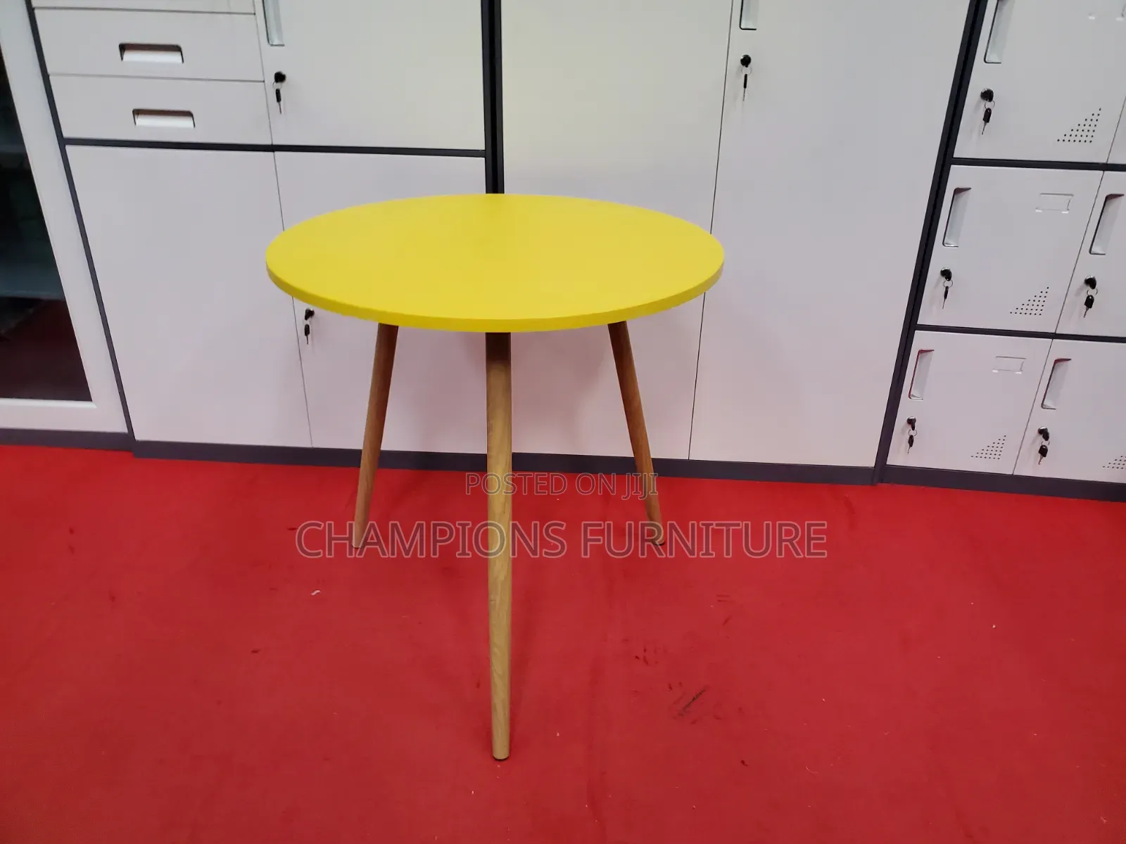 Yellow Nordic Round Cafè Table