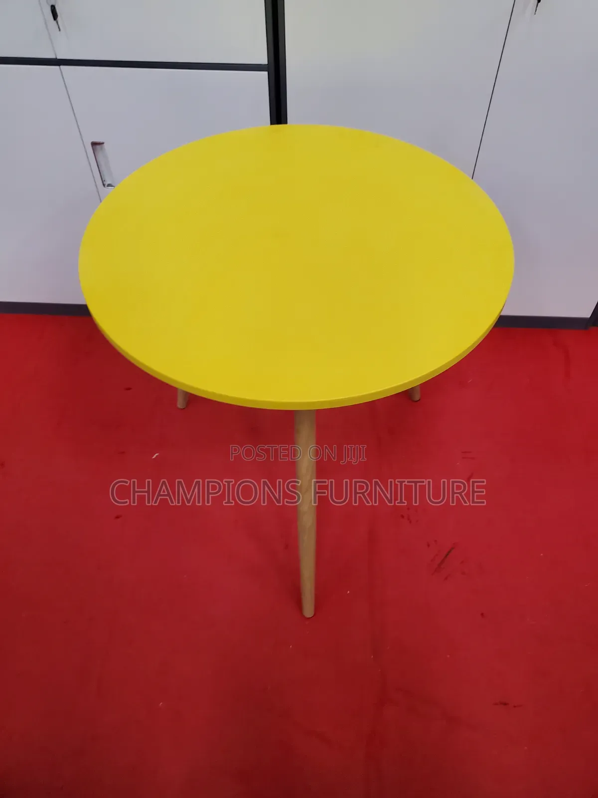 Yellow Nordic Round Cafè Table