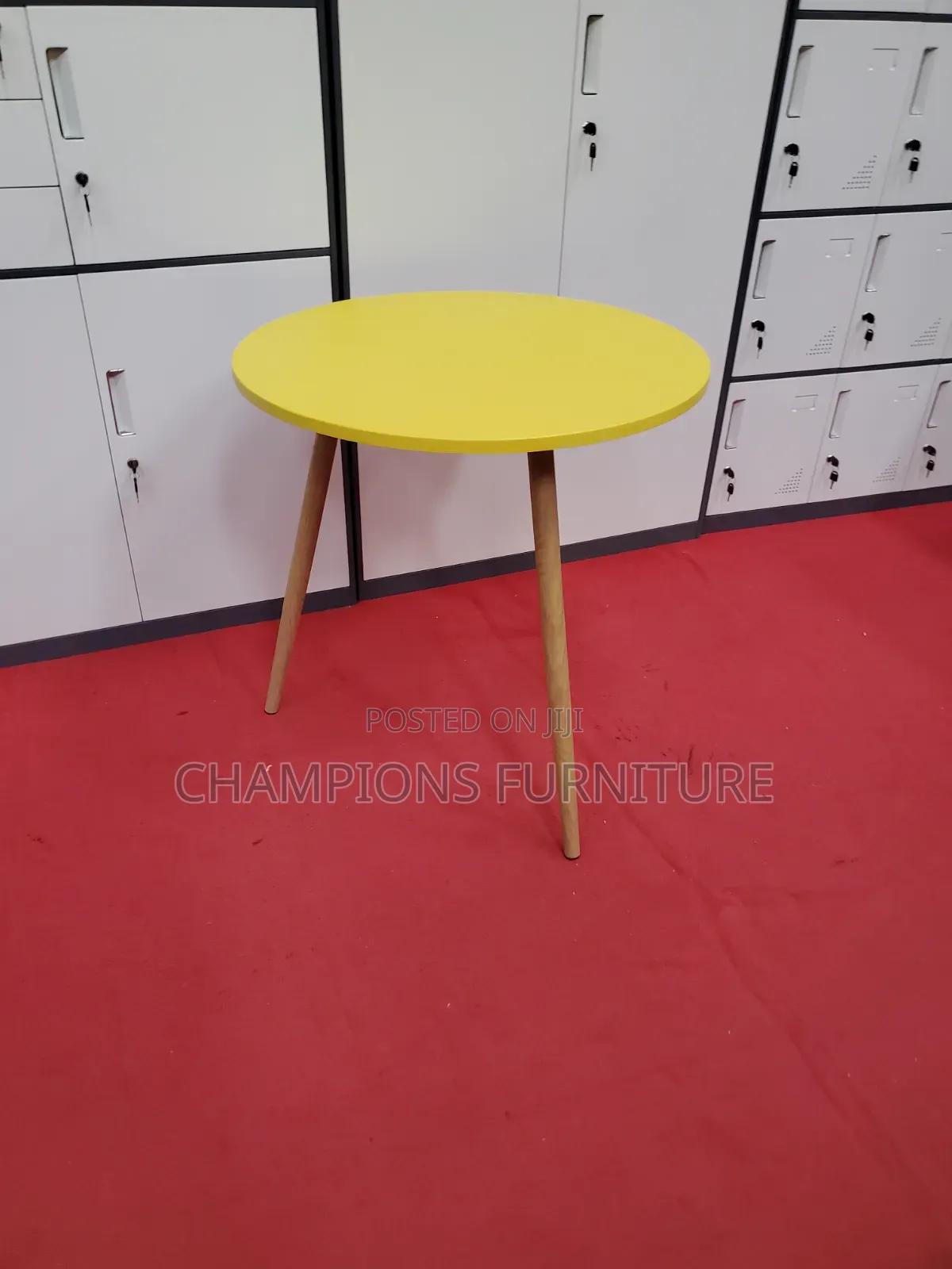Yellow Nordic Round Cafè Table