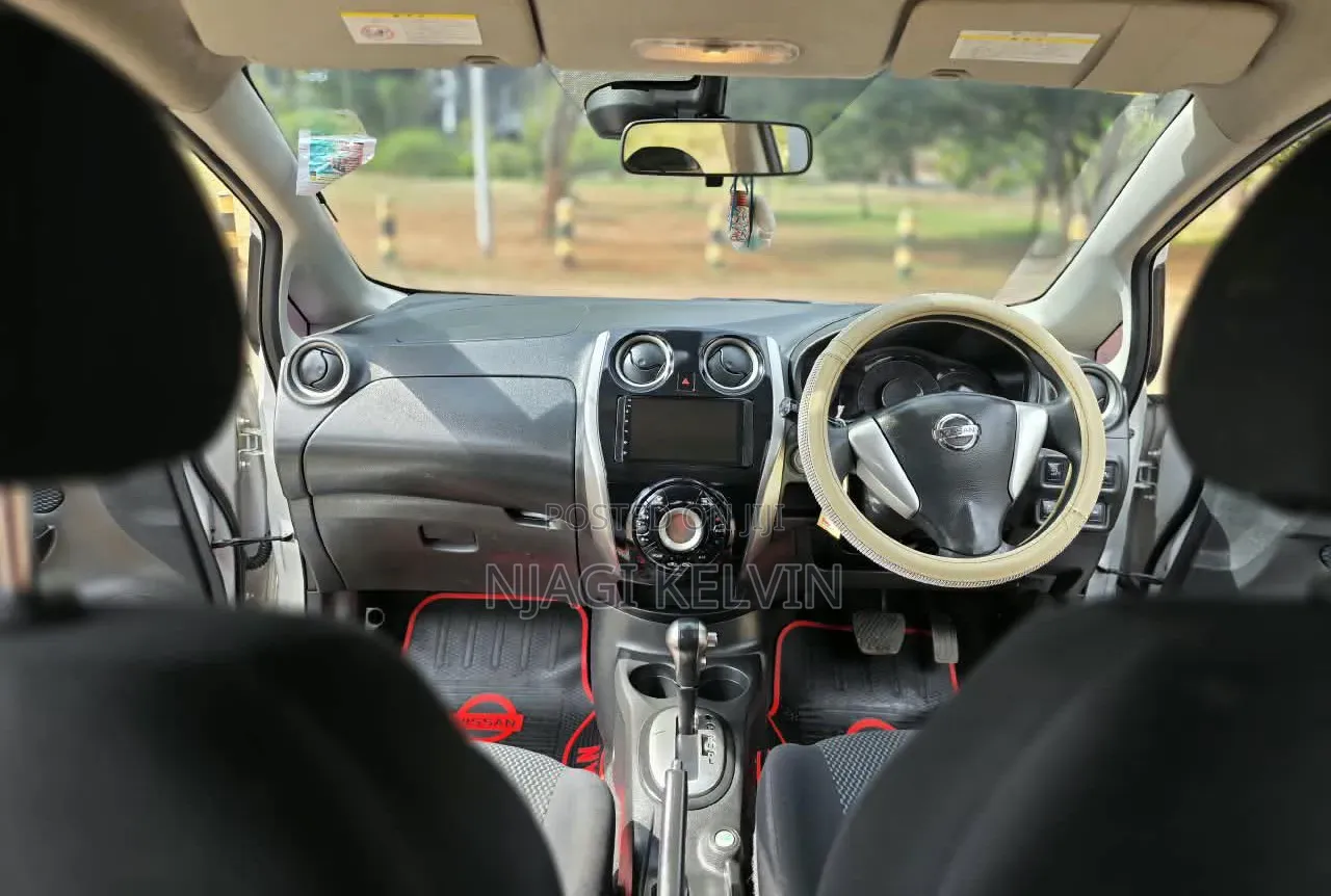 Nissan Note 2014 Silver