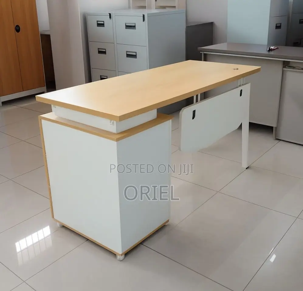Office Desk : 1.4m Employee Work Desk