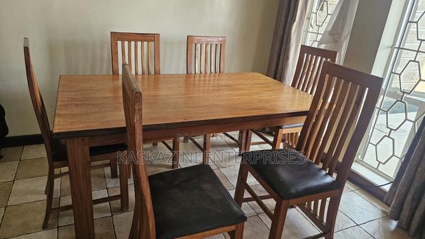 6 Seater Dining Table - thumbnail 3