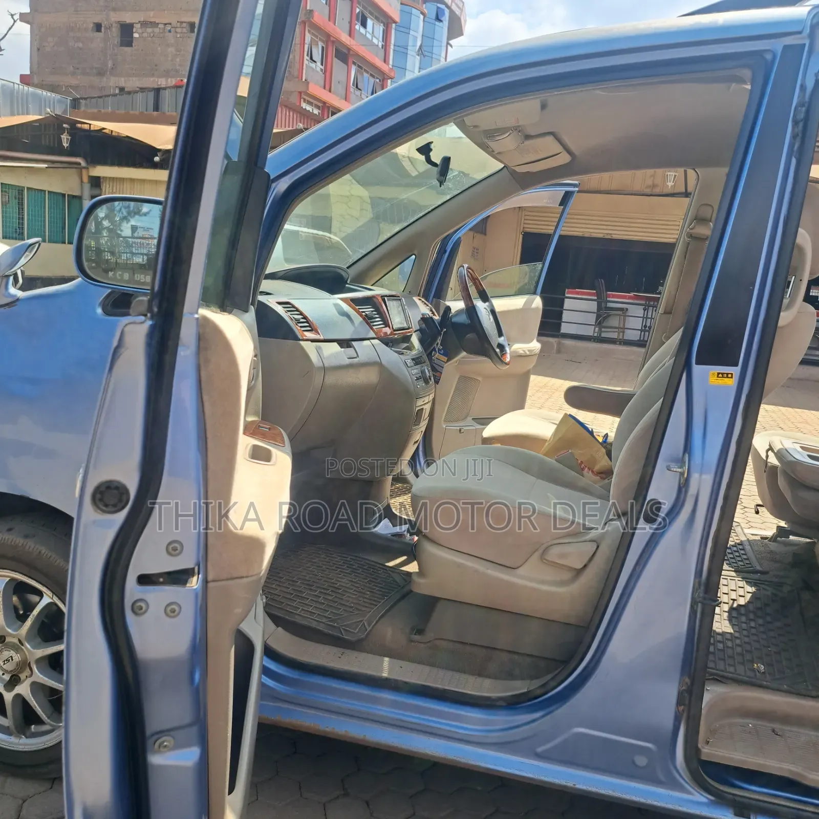 Toyota Noah 2007