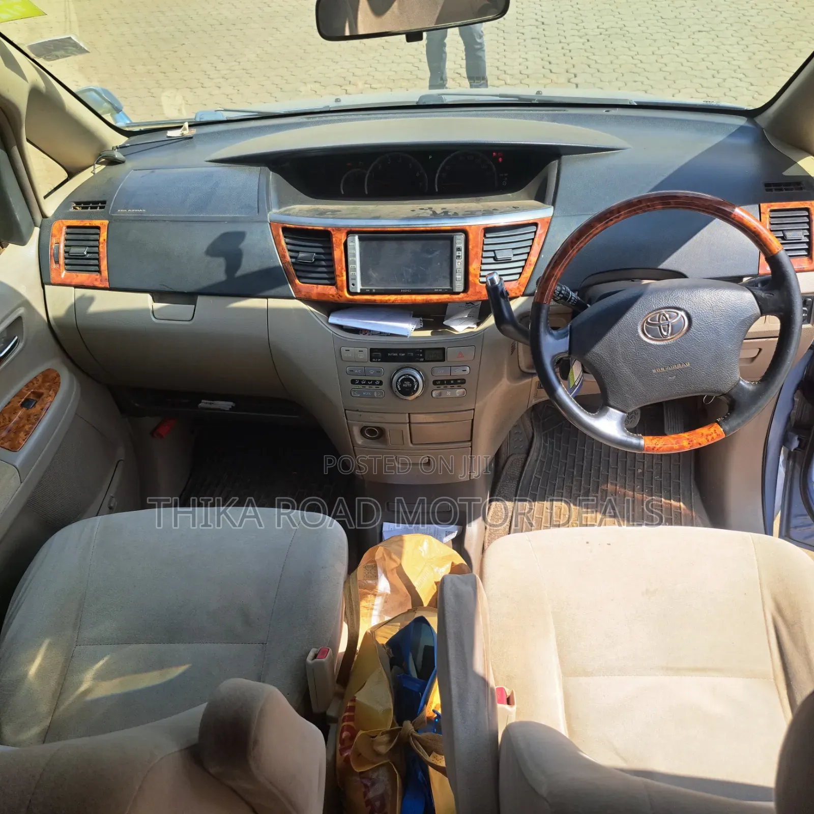 Toyota Noah 2007