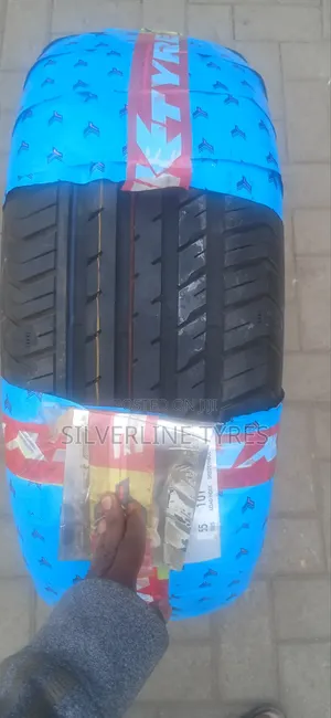 225/55r17 Jk