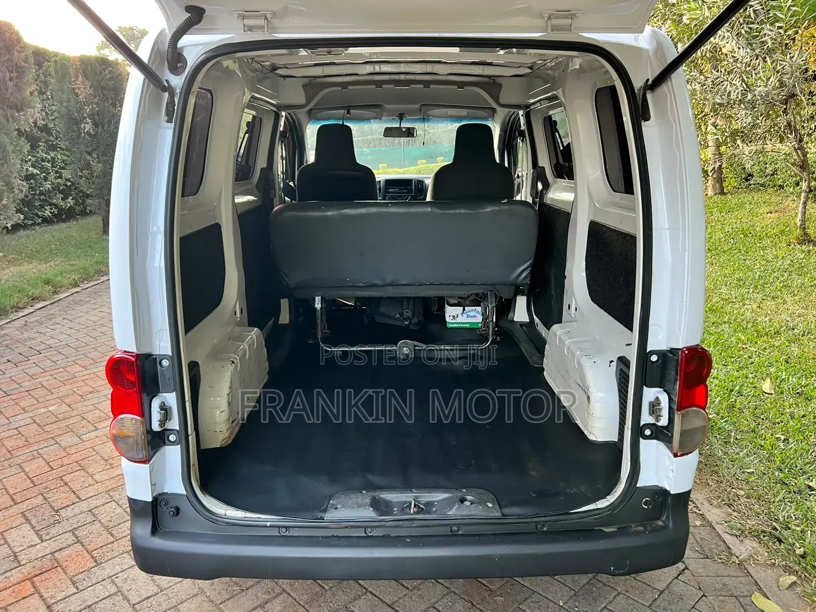 Nissan NV200 2013 White