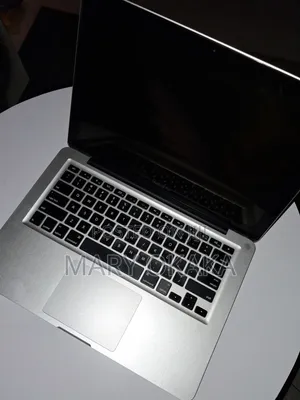 Laptop Apple MacBook Pro 8GB Intel Core i5 SSD 256GB
