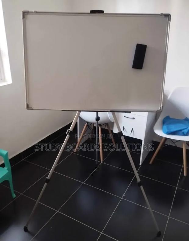 Portable 90 × 60 Cm Whiteboard – Teach, Present Plan Anywhere