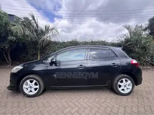 Toyota Auris 2011 Gray