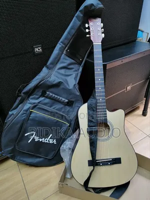 Chord 38" Cutaway Acoustic Guitar With Fender Padded Gig Bag Combo