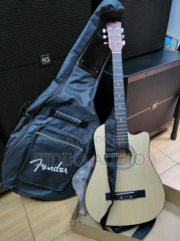 Chord 38" Cutaway Acoustic Guitar With Fender Padded Gig Bag Combo