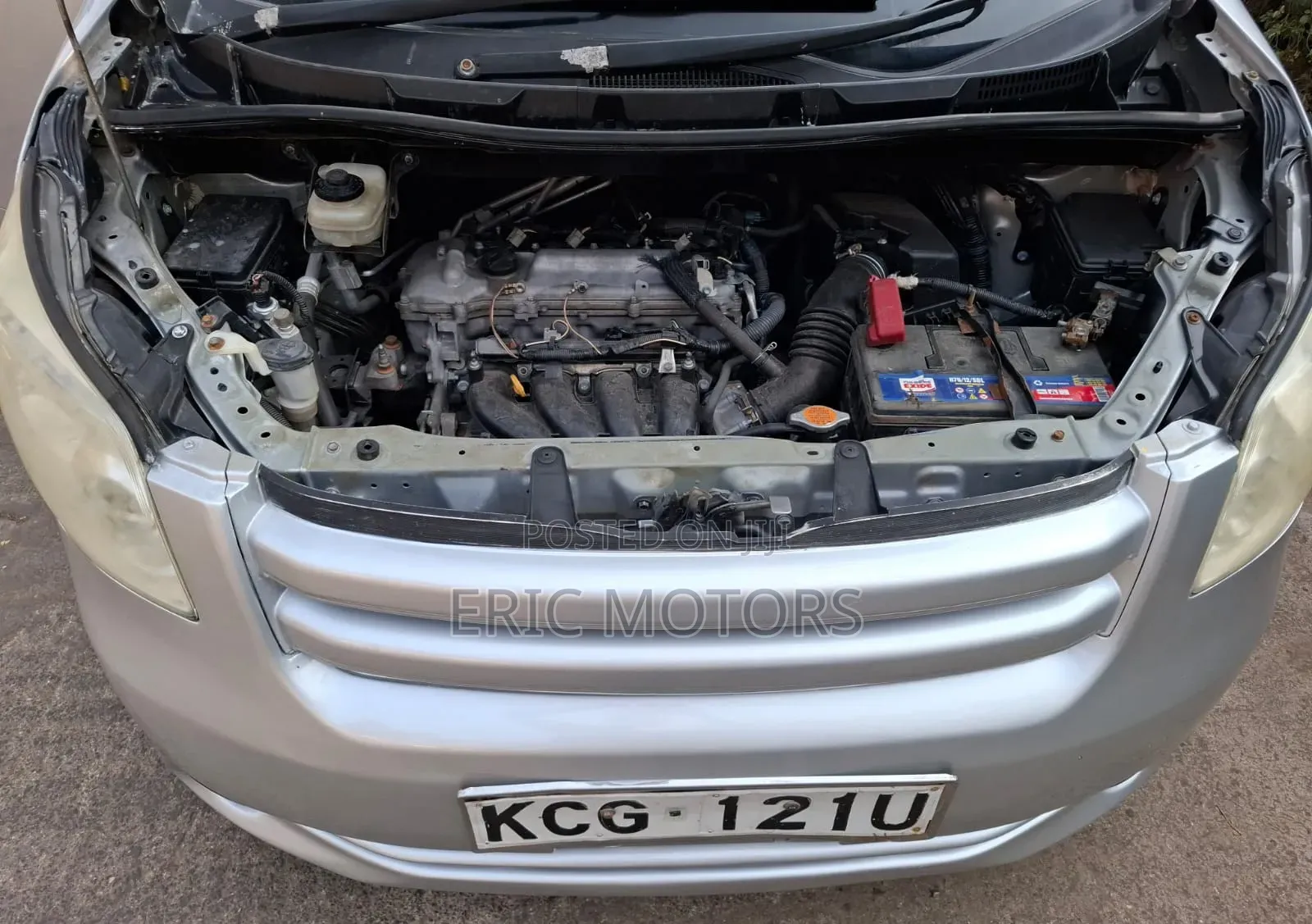 Toyota Noah 2009 Silver